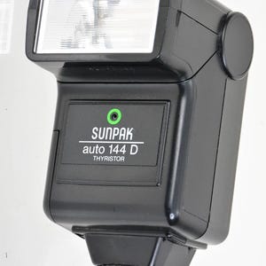 Sunpak Auto 144D Shoe Mount Flash - 4x AA - multi-camera dedication - Tested Works