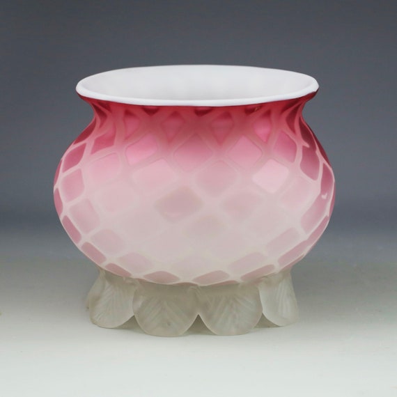 Antique Victorian Satin Glass Mother Pearl Pink Diamond Quilted