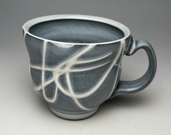 Black Porcelain Pollock waisted mug