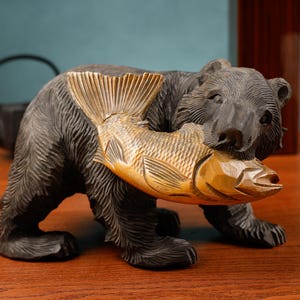 Antique Japanese Large 12&quot; Carved Wood Bear, Kibori Kuma, Hokkaido, Ainu