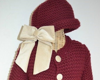 Coat and hat pattern for 3-4 year old girl with buttons and velvet bow