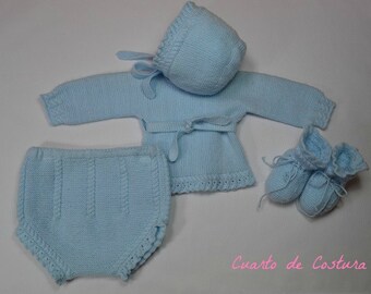 Pattern for crossed outfit with braids and ruffle.