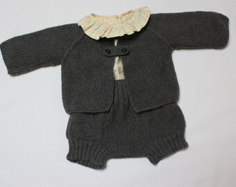 Seed stitch jacket and cover pattern. Size 3-6 months