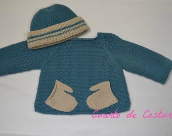 Pattern for sweater with mittens and hat