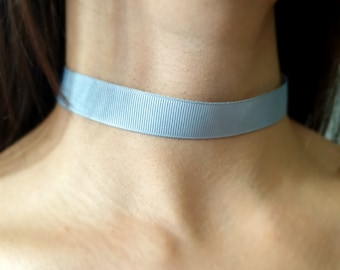 Women's Grey Ribbed Satin Ribbon Choker Necklace with Adjustable Fastenings