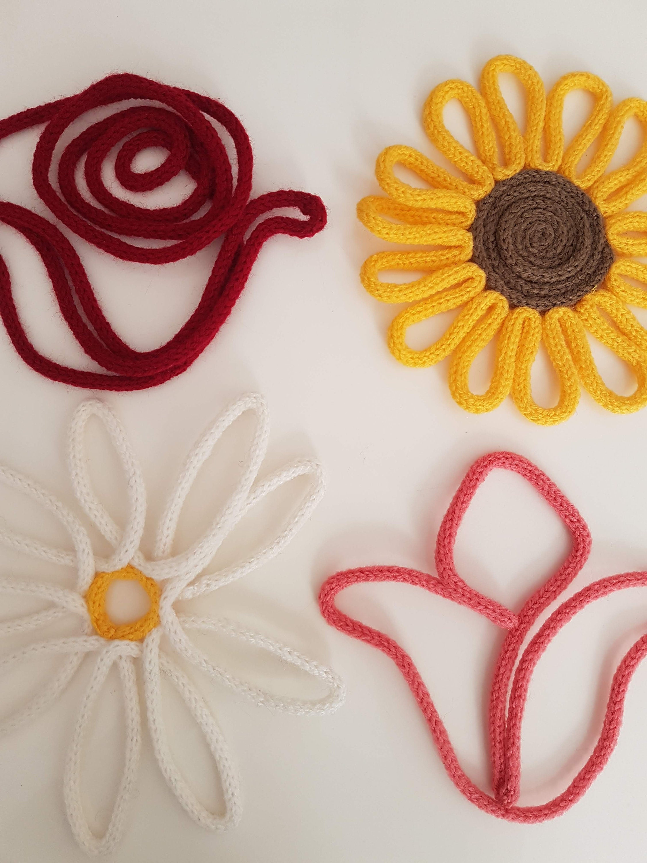 Set of 4 Handmade Knitted Flower Wire Summer Wall Etsy