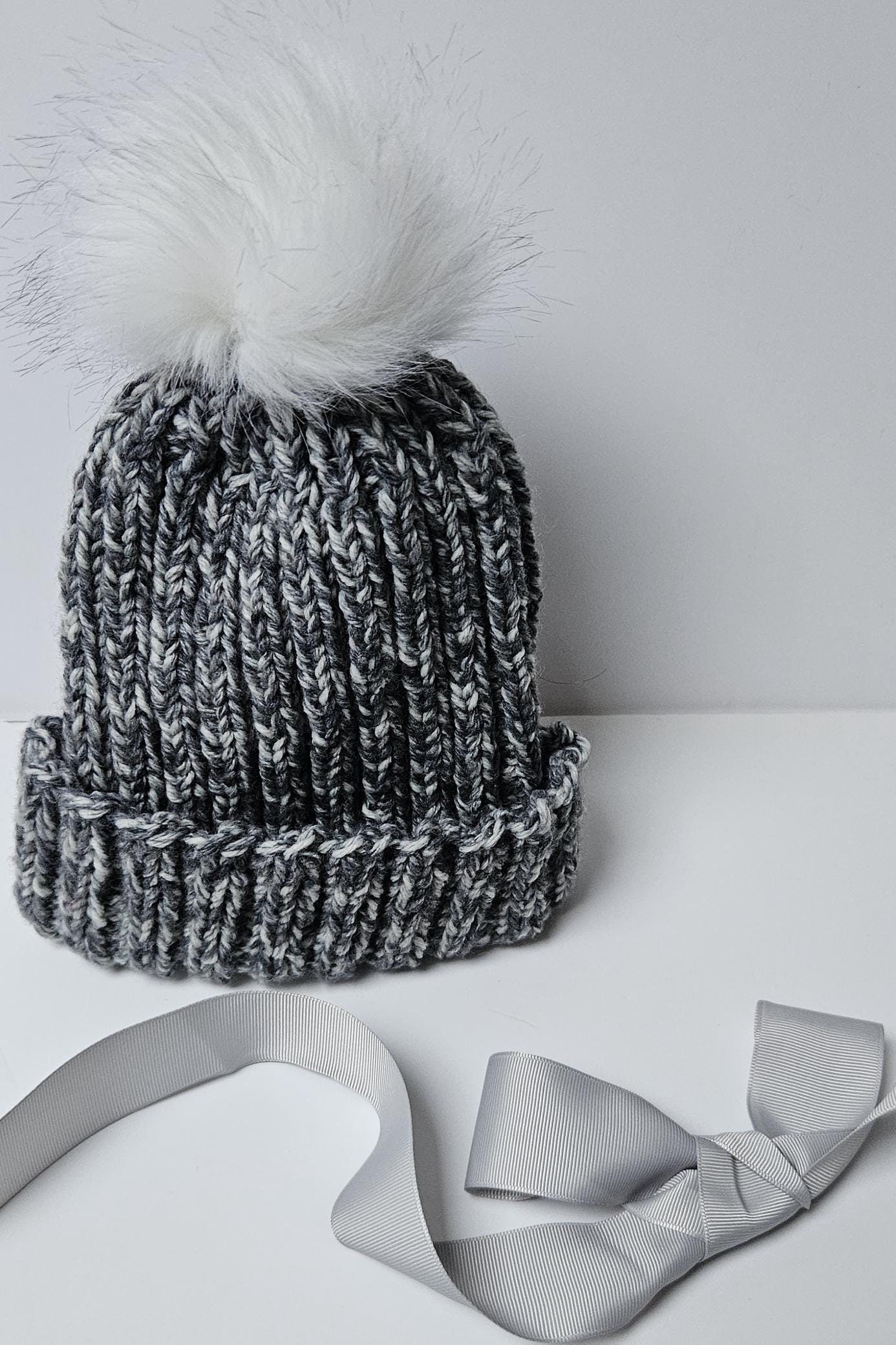 Grey Pom Pom Knit Beanie Winter Hat Dark Gray Knit Cashmere Beanie Hat with Fox Fur Pom-Pom  main image 3