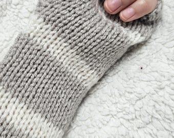 Women's Hand-Knitted Striped Beige & Cream Stretch Fingerless Gloves
