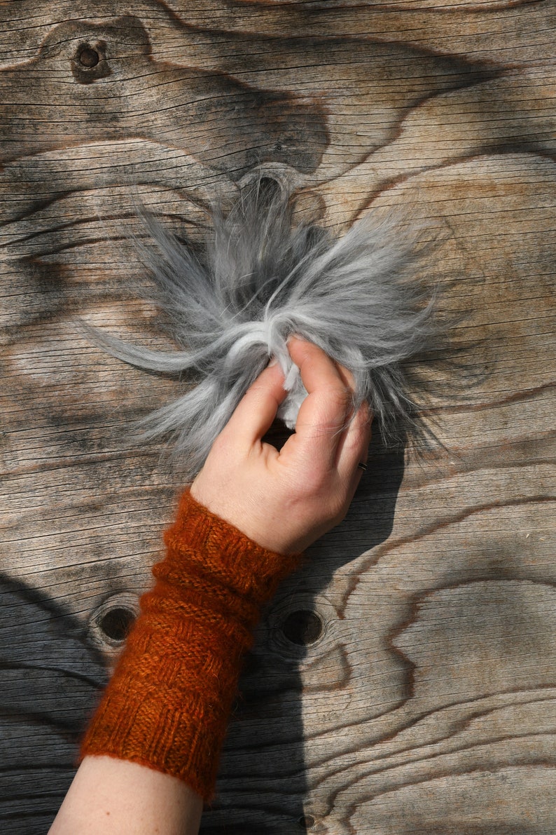 Natural gray. 50g German angora raw fiber hand clipped. Pure angora. image 8