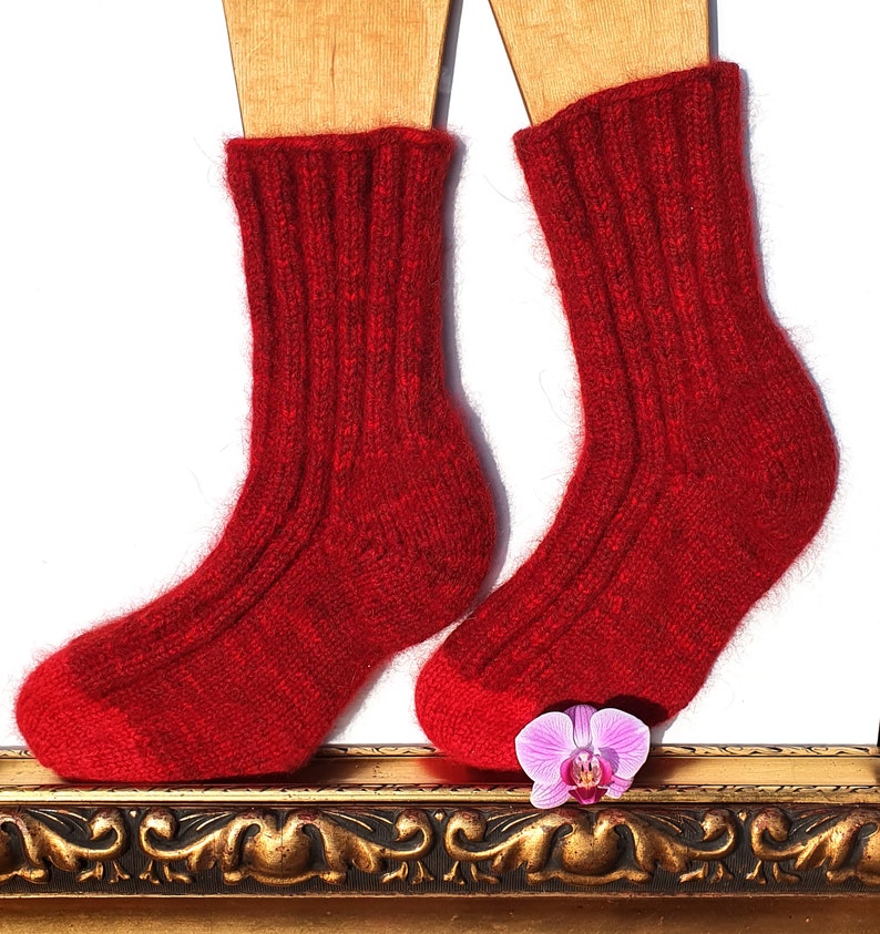 Large. 40-42. Unisex. Cosy Superwarm HandCrafted Angora Wool Bed Large. 40-42. Unisex. Cosy Superwarm HandCrafted Angora Wool Bed