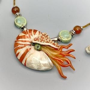 Nautilus statement pendant necklace