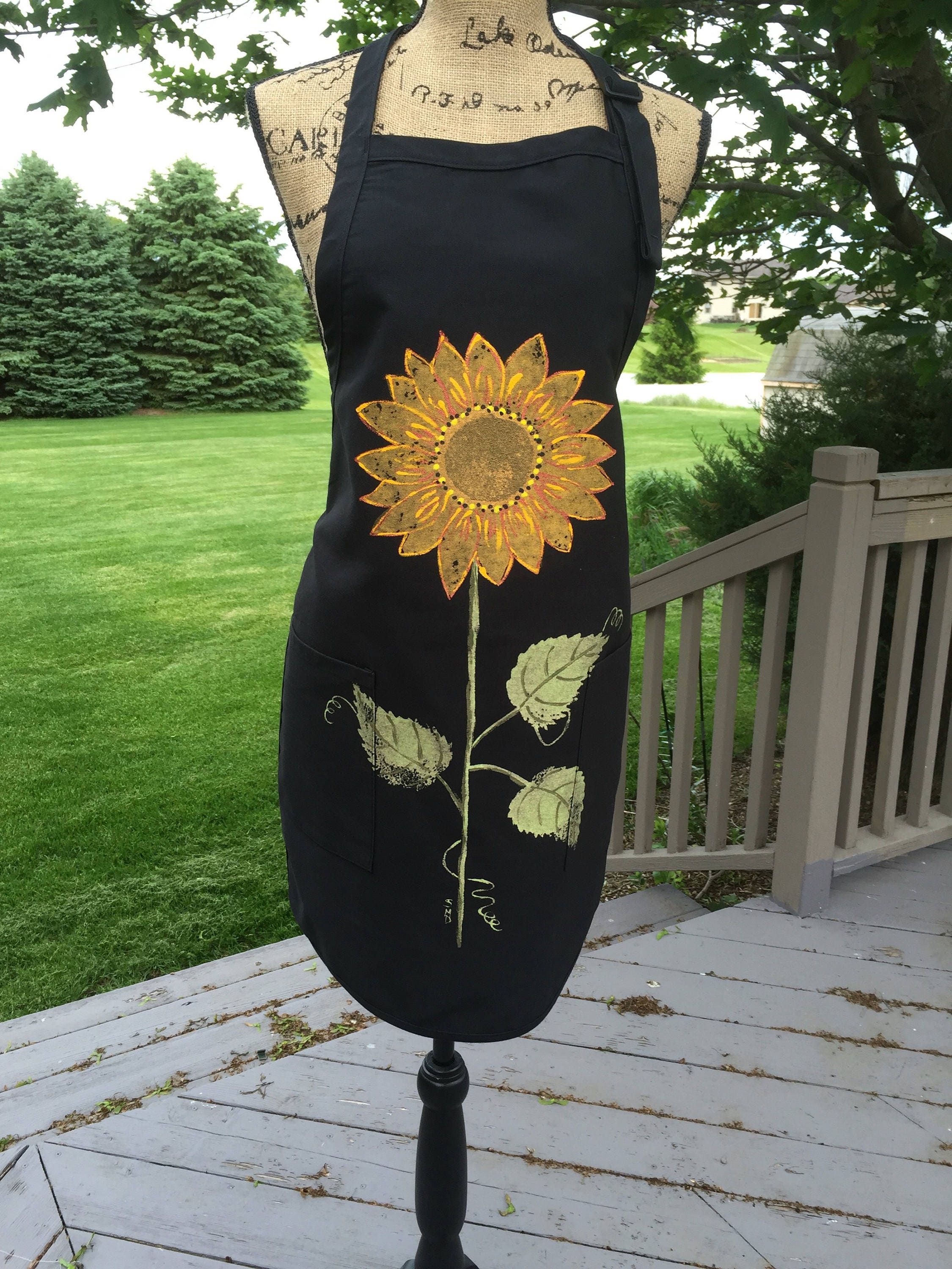 Sunflower apron for women black apron with pockets baking Etsy