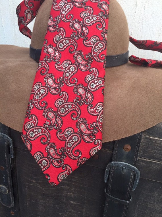Vintage tie- vintage necktie - vintage man-vintage