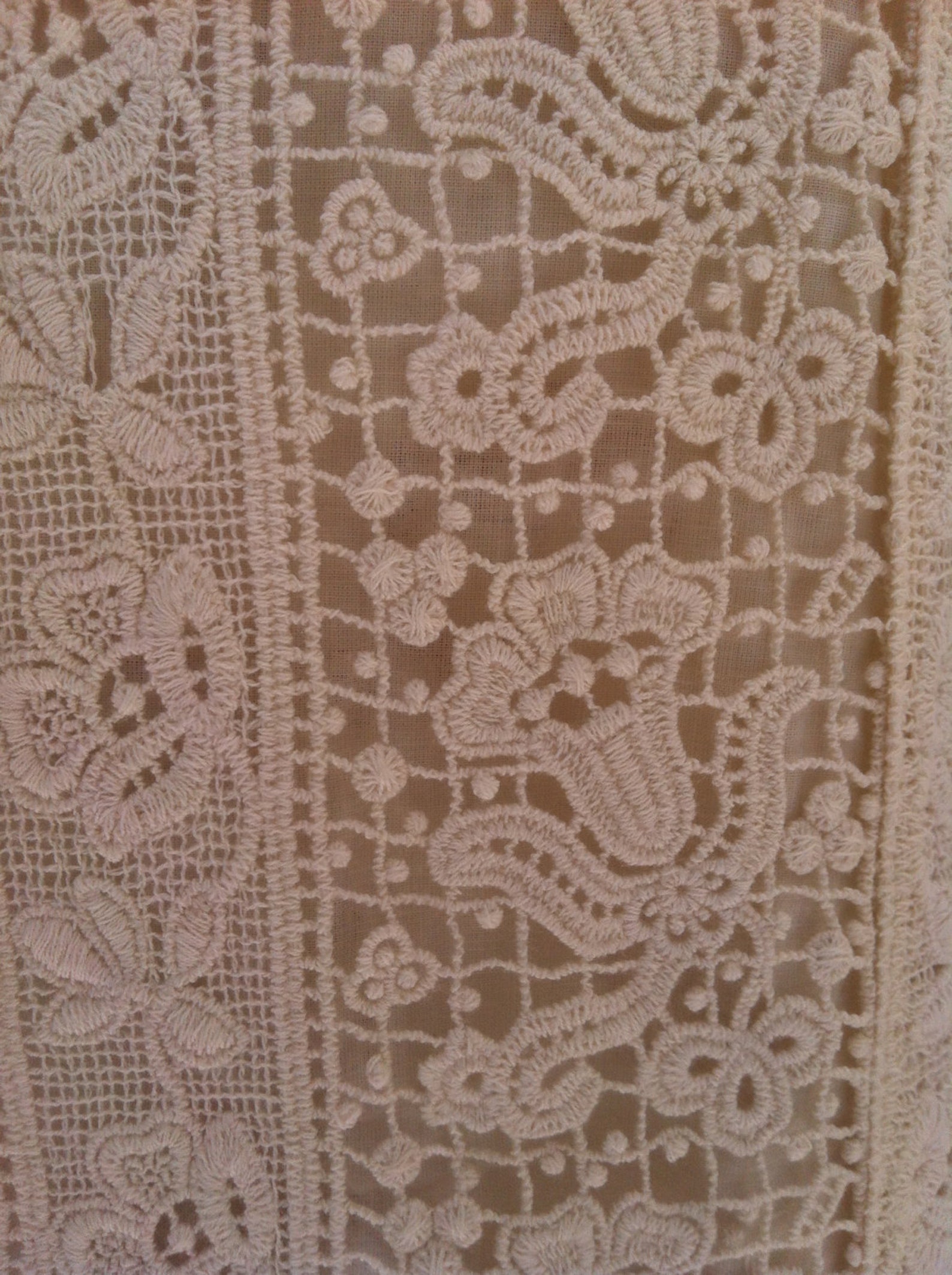 Retro Style Short Sleeved Lace Dress