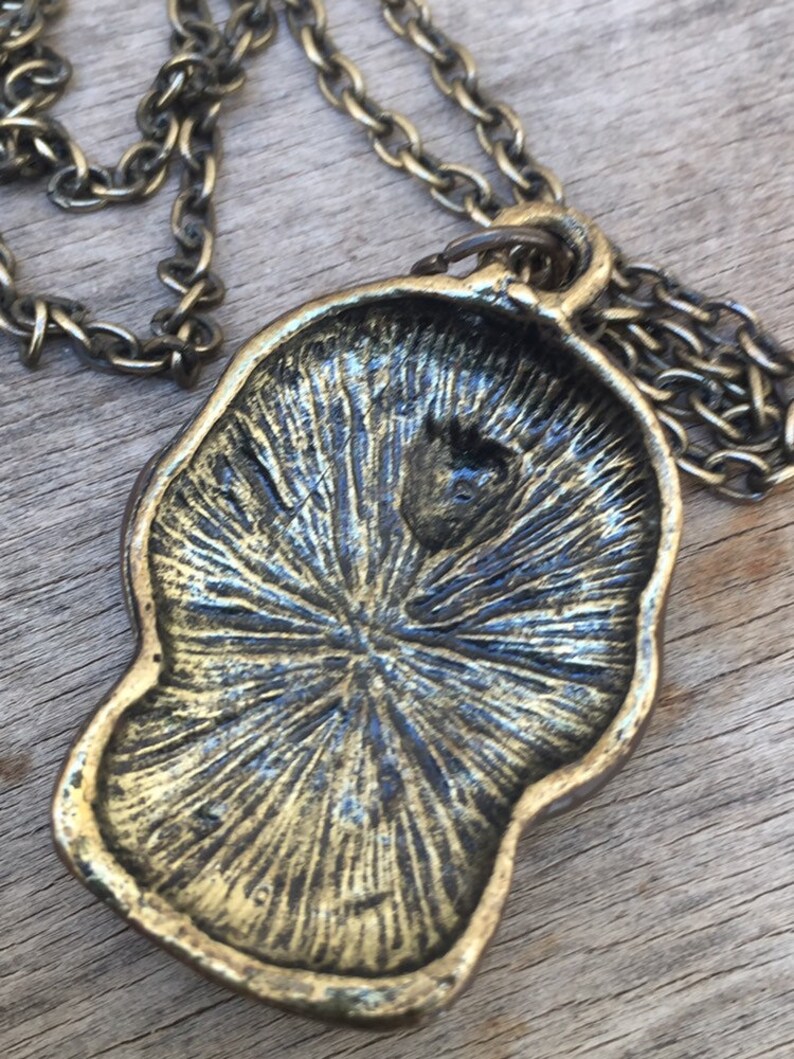 Vintege retro-vintage skull-vintage collection-vintage necklace-vintage charm-vintage look-retro look-skull-vintage jewelry-vintage-retro