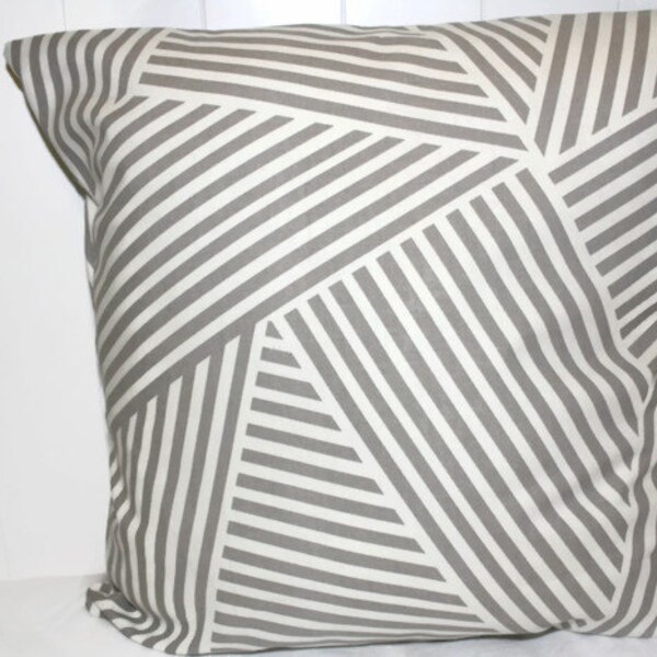 Nate Berkus Paramount Quarry Tan  Geometric Modern Indoor Pillow Cover 16x16