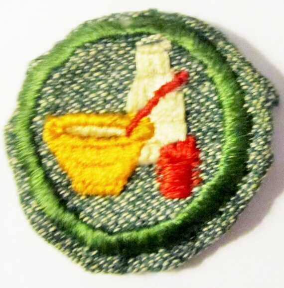 HOSTESS SILVER GREEN VINTAGE GIRL SCOUT BADGE