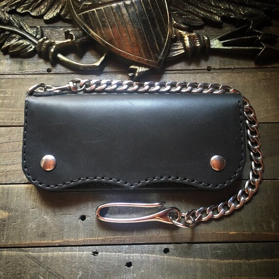 thumbnail image 2 of Marshal Black Genuine Leather Men's Trifold Wallet With Chain – Biker/Trucker Style 2 of 6