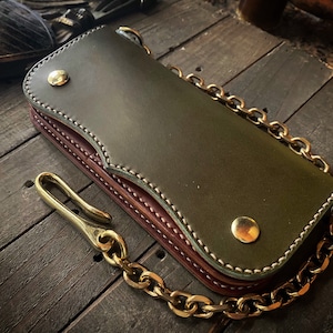Cartera de cadena estilo camionero y motociclista hecha a mano