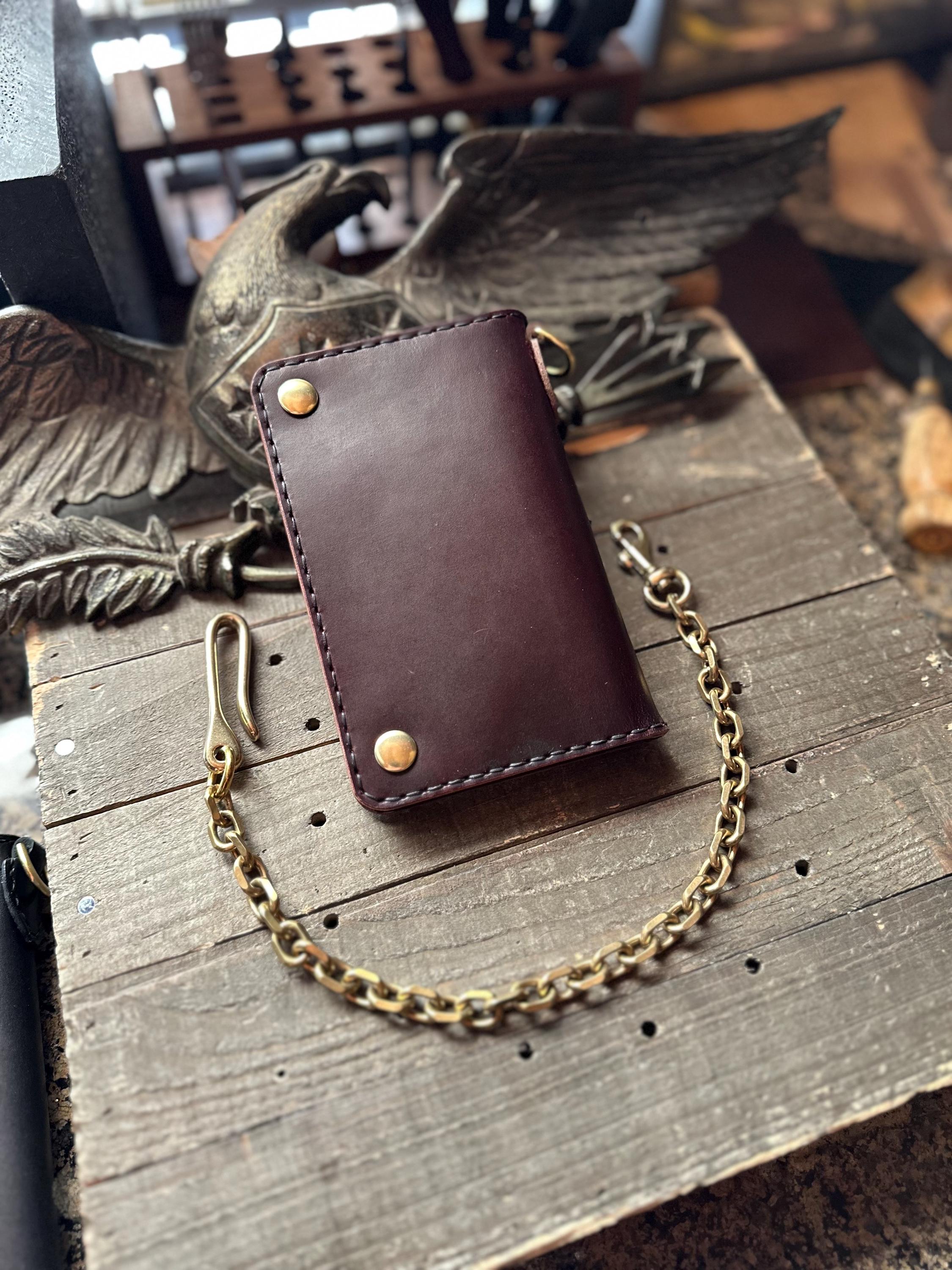 小物 Engraved Narrow Wallet Chain 小物 Engraved Narrow Wallet Chain Chain Wallet for Men,leather