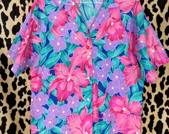 Vintage 80s Lady Van Heusen Floral Tropical Pastel Button-down Shirt