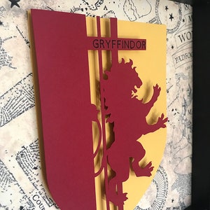 TRENDYPRINT Harry Potter – Hogwarts House Flags – Gryffindor – Slytherin – Ravenclaw – Hufflepuff – Geometric Design - Set of Four 8 x 10 Wall Art – Great for Gifting or Collecting: Posters & Prints