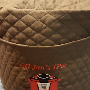 Personalized quilted Instant Pot cover for 3, 6, and 8 quart sizes......Also fits Air Fryers