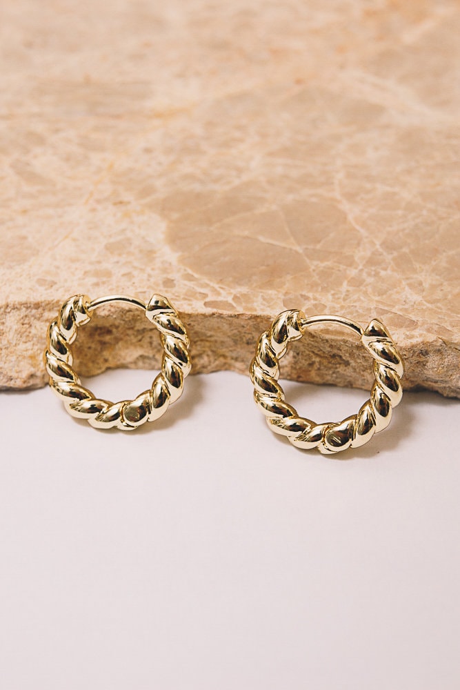 ICONIC BOMBÉ TWIST ROPE HOOP EARRINGS – Soave Oro