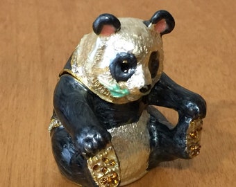 panda ring box