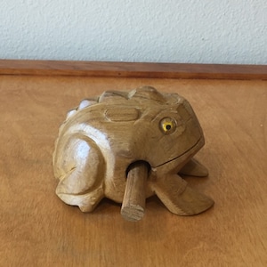 Wood Carving Frog Instrument Percussion Crocker - Natural Wood