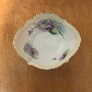 Beautiful Hand Painted Nippon Bowl with Purple Flowers