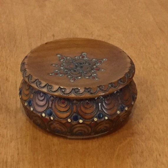 Round Wood Box - Folk Art Trinket Box - Wood Jewel