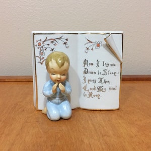 Child&#39;s Prayer Figurine - 3D Wall Hanging - Mid Century