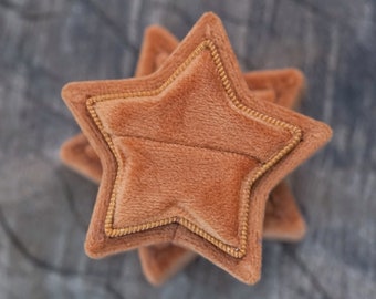 Velvet Star Ring Box in Warm Orange