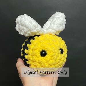 Mini Bee Häkelanleitung, PDF Häkelanleitung, Amigurumi Bee Anleitung, Bee Stuffie Anleitung