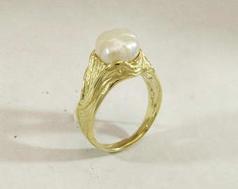 Baroque Pearl  and Solid 9 k Gold Ring in a unique, detailed hand carved setting with a sea inspired design.