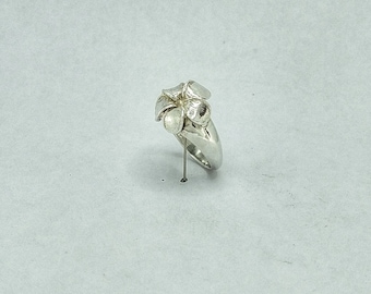 Flower blossom Frangipani Dress Ring in Sterling Silver, with tapered band
