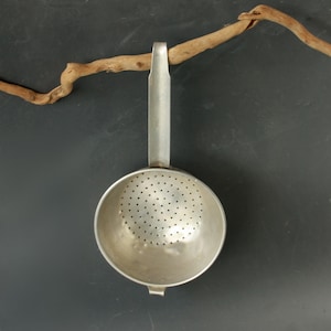 Vintage Handled Colander Strainer Aluminum, Kitchen Decor