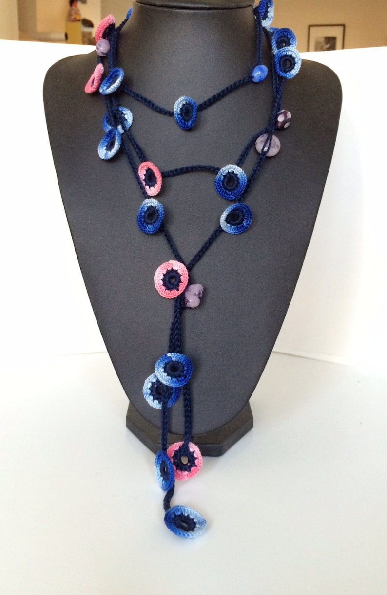 Lot De 3 Bijoux - Collier, Perles, Broche En Cristal Multicolore - Occasion