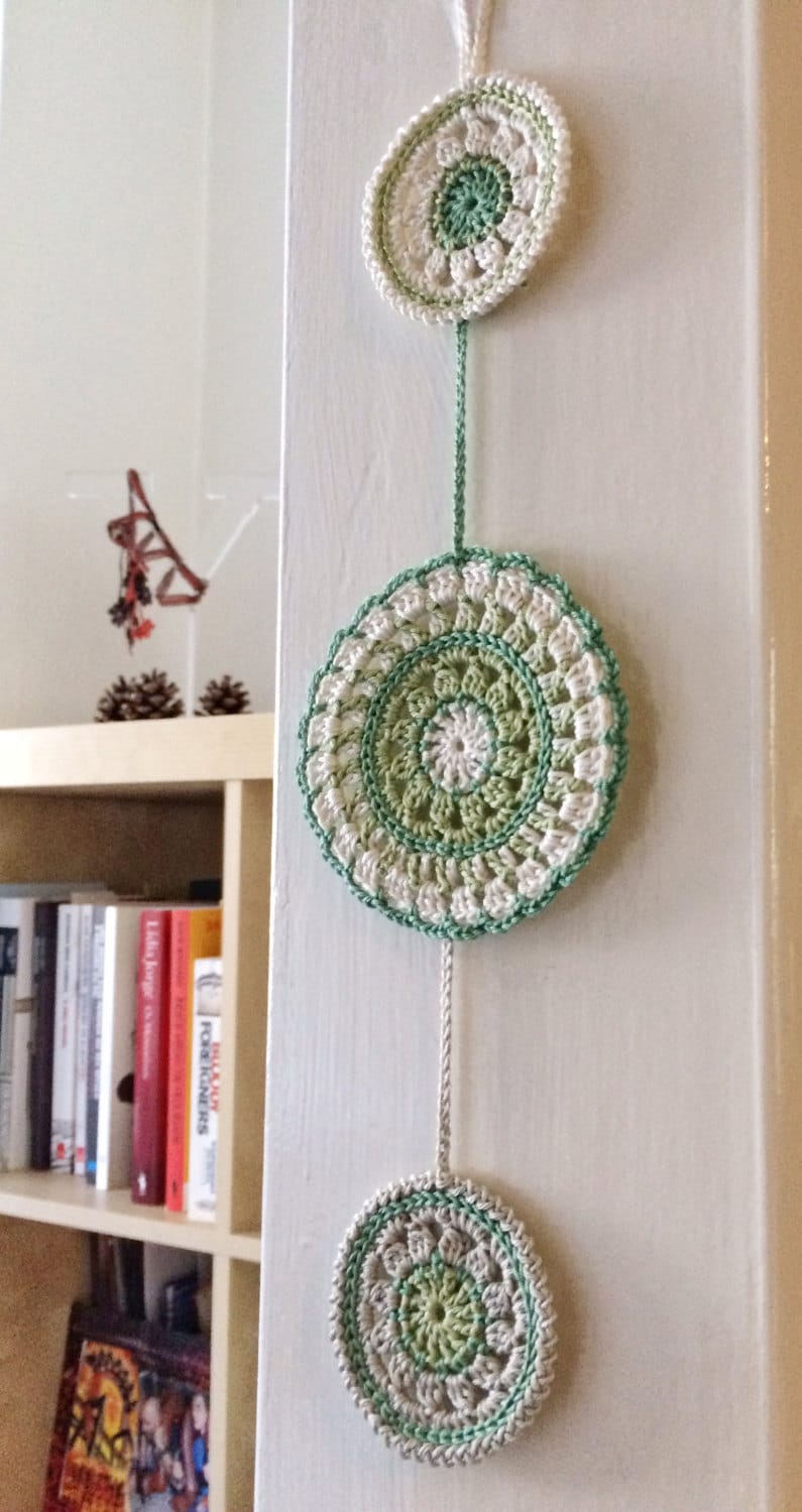 Colgante de pared de ganchillo de mandala de kiwi y huerta | Etsy