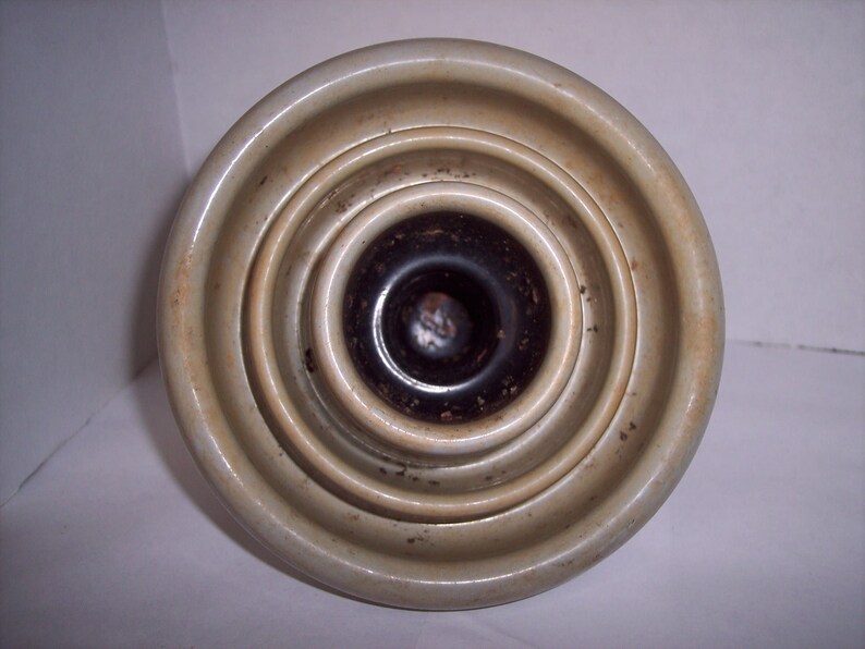 P-12 Pinco Porcelain Insulator