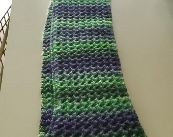 Juniper Variegated pie- crust scarf