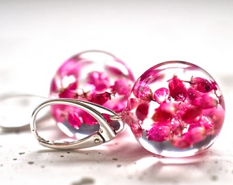 De gift van Kerstmis, prachtige oorbellen voor haar, roze bloem juwelen in hoge kwaliteit hars, mooie roze heather oorbellen