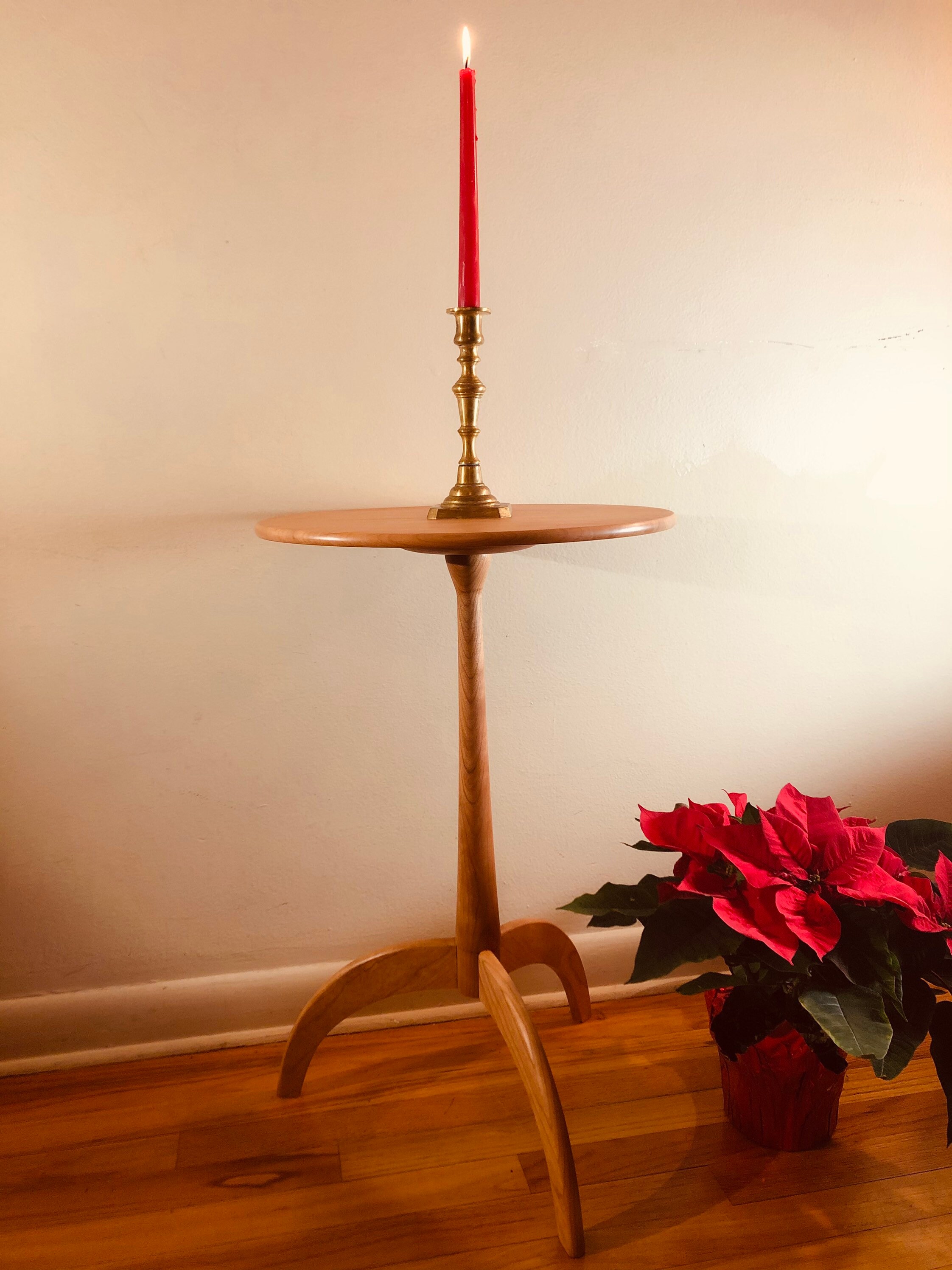 Reproduction Furniture: Candle Stand Table – The Shops at Shaker