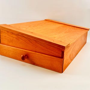 Shaker Cherry Wood Table Desk: Hand-Rubbed Oil Varnish