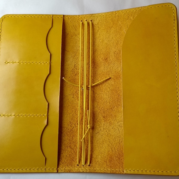 Custom Made SNOWBELL Traveller's Notebook hand-stitched range. Midori, Field Notes, Moleskine, Rhodia. Passport/Pocket/A6/Regular/A5.