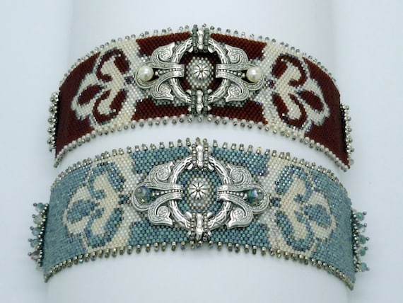 Peyote Bracelet PATTERN. DIGITAL DOWNLOAD. Odd Count Peyote. Small Peyote Cuff Bracelet. "Scarlett" bracelet pattern. Deco Beading.