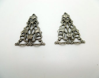 Set of 2 Antique Silver colored Metal Embellishments needed for "Floral Beauty Embellished" Bracelet Pattern. DecoBeading .