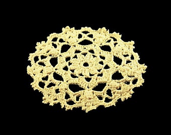 Crochet Doily, Mini Doily,  Round, Light Yellow, Small, Crochet Mat, Crochet Lace