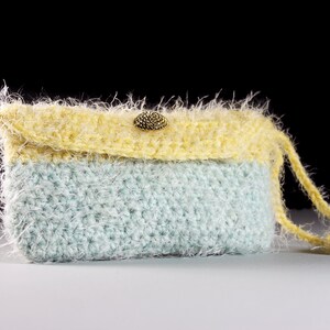 Crochet Coin Purse, Yellow Green Wristlet image 5
